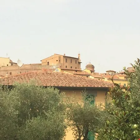 Campagna Toscana Presso Terme Lari